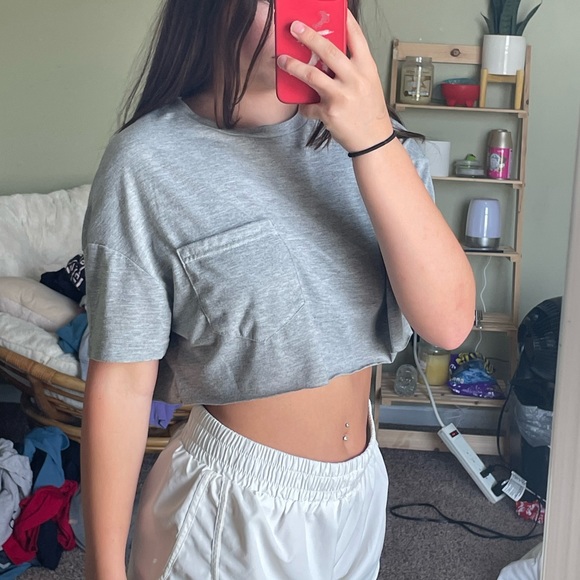 Cropped tee - Picture 2 of 3